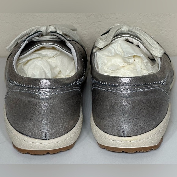 JOSEF SEIBEL "Caspian"Silver Metallic Sneaker, NEW! US 5-5.5 S(EU 36) - Picture 7 of 9